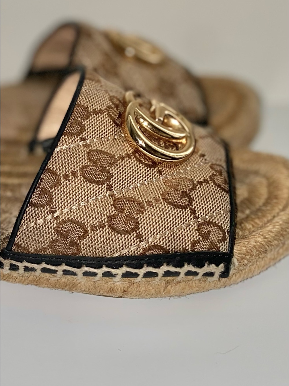 Authentic Gucci Beige Monogram Slide Espadrille with Gold GG - Picture 5 of 15